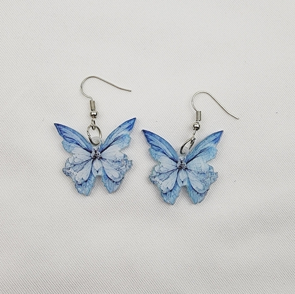 Charming Blue Butterfly Acrylic Fashion Earrings - Picture 4 of 6
